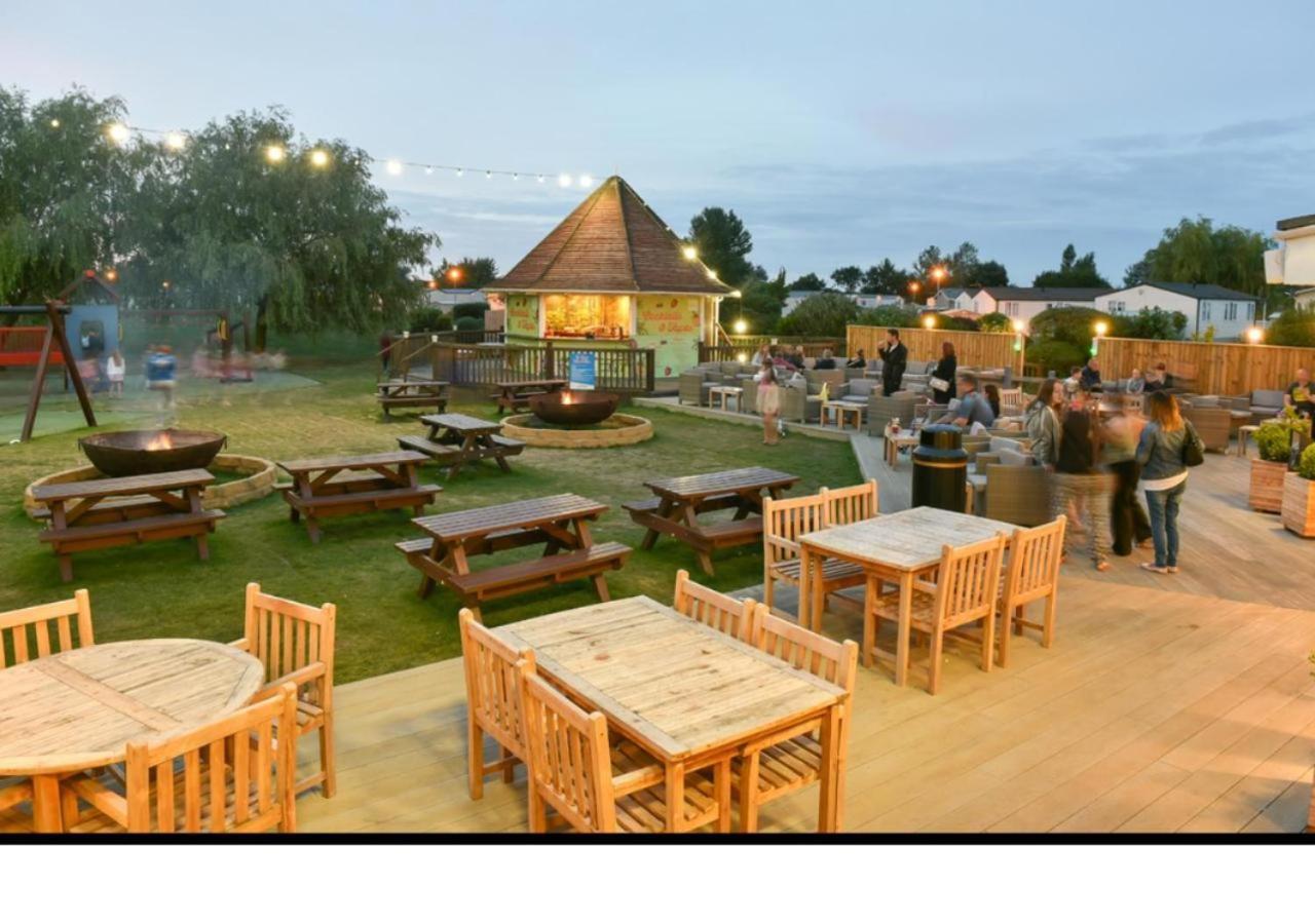 Private Rented Caravan Situated At Southview Holiday Park Winthorpe  Exteriér fotografie